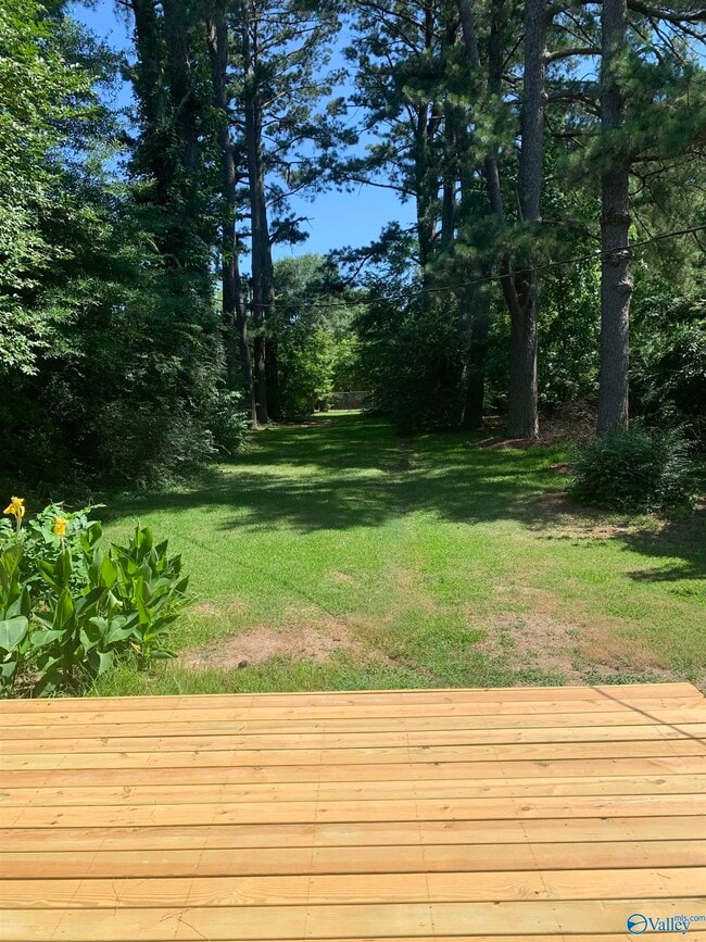 Building Photo - 2007 College St SE