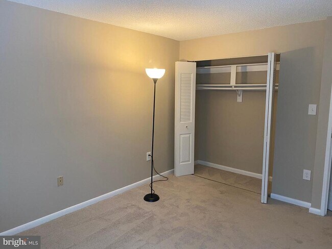 Building Photo - 11723 Karbon Hill Ct