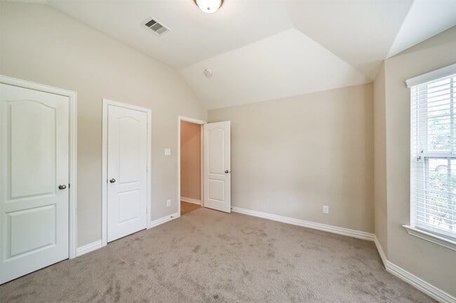 Building Photo - 14711 E Red Bayberry Ct