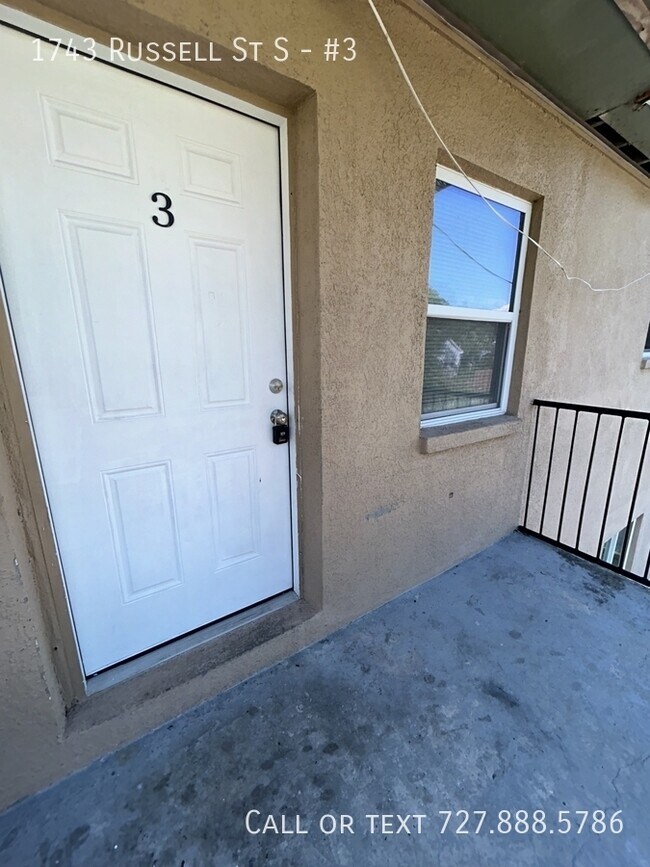 Building Photo - 1743 Russell St S