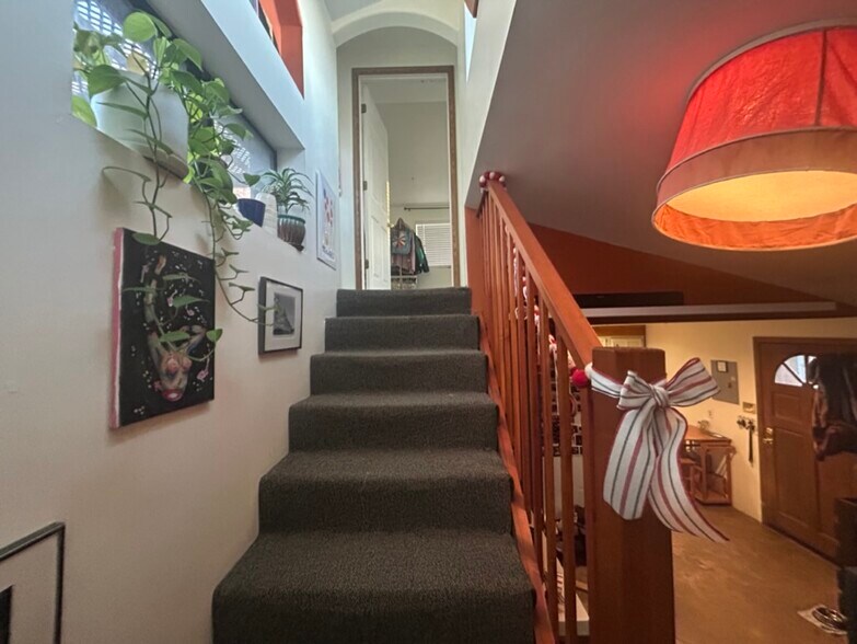 Building Photo - 2803 S 1000 E