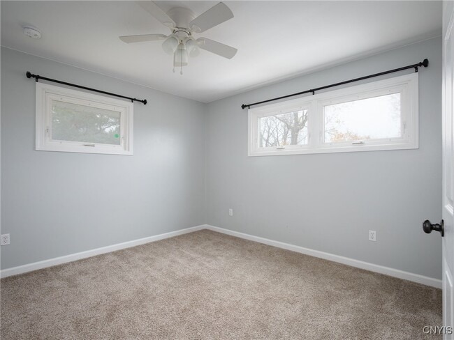 Building Photo - 20201 Overlook Dr