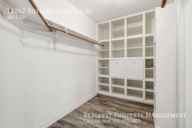 Building Photo - 12242 Rutgers Park Ct