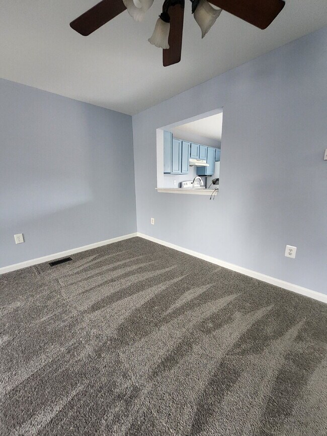 Building Photo - 783 General Wallace Ct