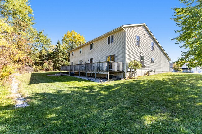 Building Photo - 960 Cedar Run Ct NW