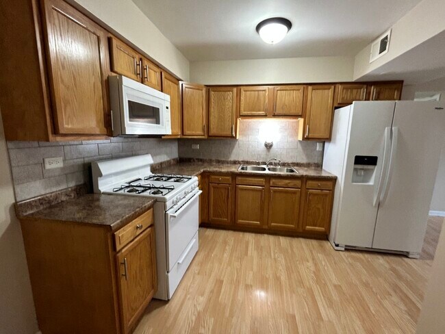 Building Photo - 6616 104th Pl