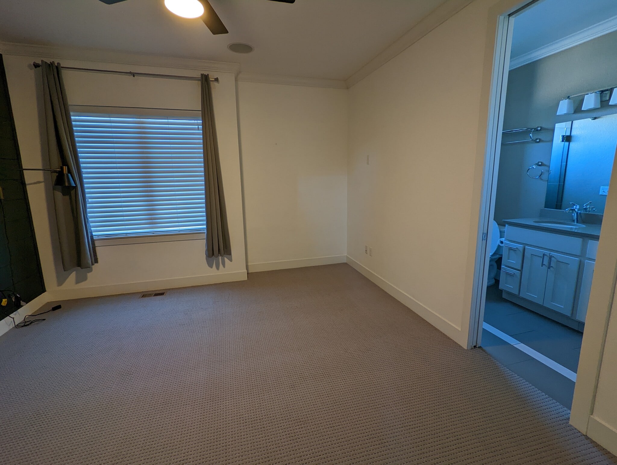 Building Photo - 3427 W 16th Ave