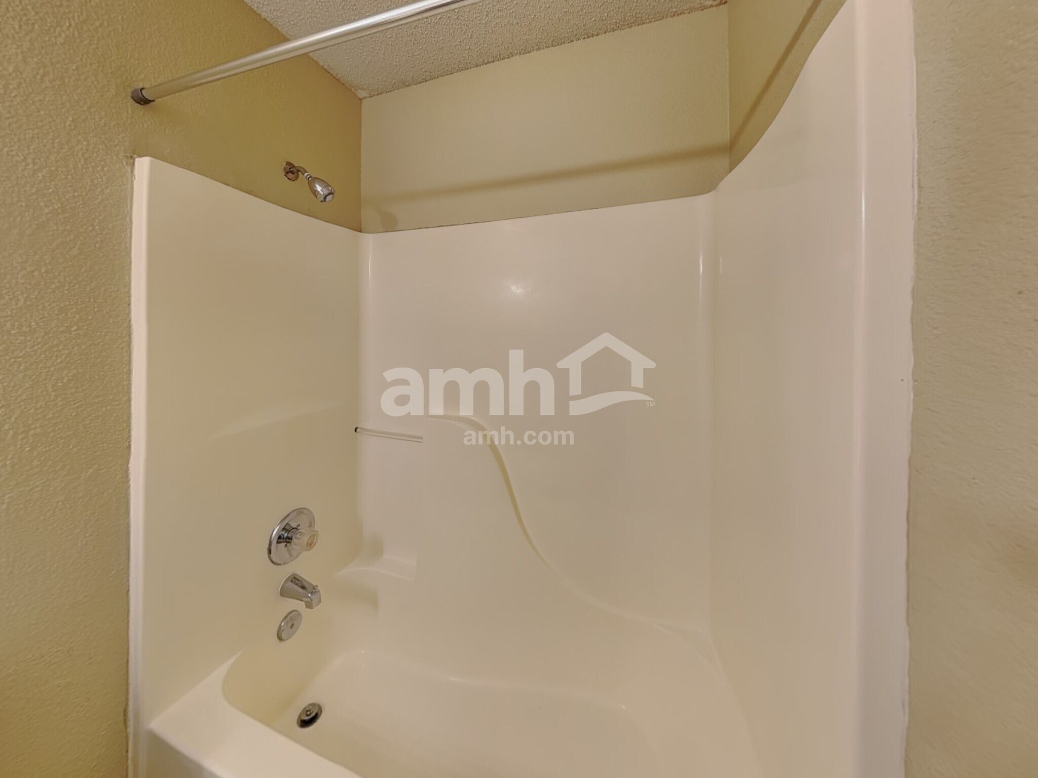 Building Photo - 1783 Blue Lake Dr