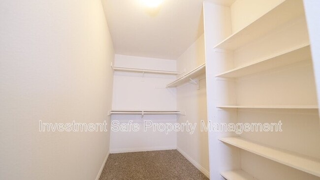 Building Photo - 17945 Caminito Pinero