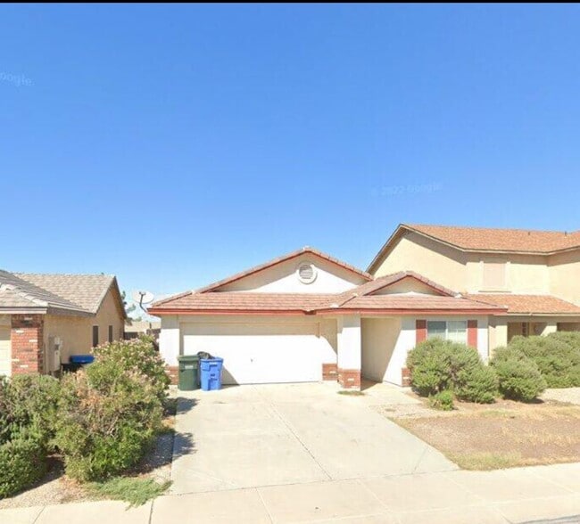 Building Photo - 3046 W Grenadine Rd