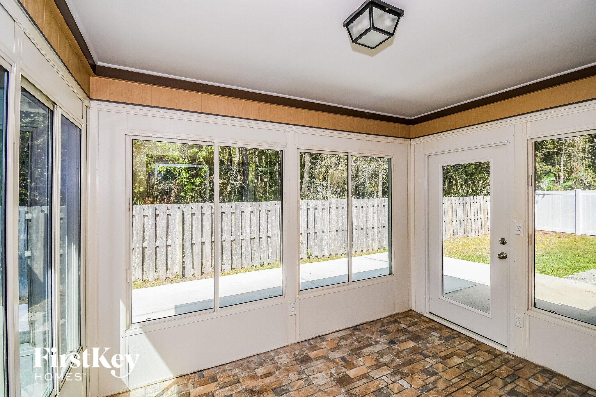 Building Photo - 13990 Summer Breeze Dr