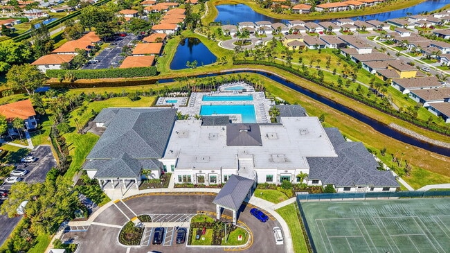 Building Photo - 5675 Queen Palm Ct