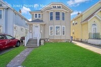 Building Photo - 20 Avery Ave