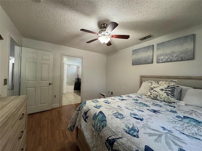 Building Photo - 2112 Jessa Dr