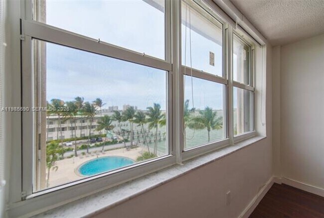 Building Photo - 1865 79th Street Causeway