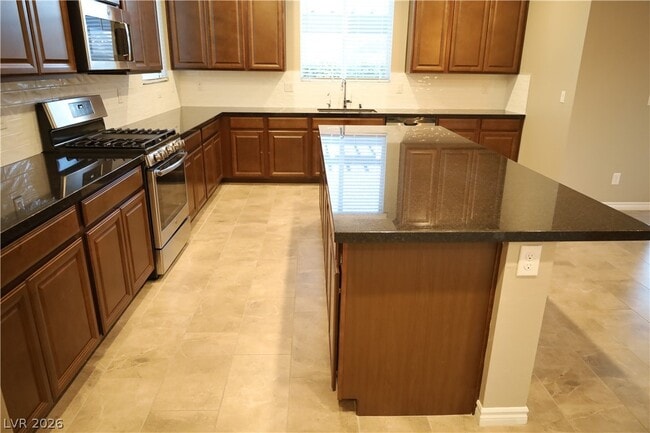 Building Photo - 6547 Smithville Ave