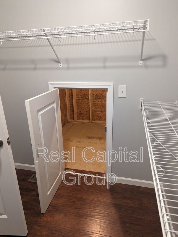 Building Photo - 753 Seneca Creek Rd