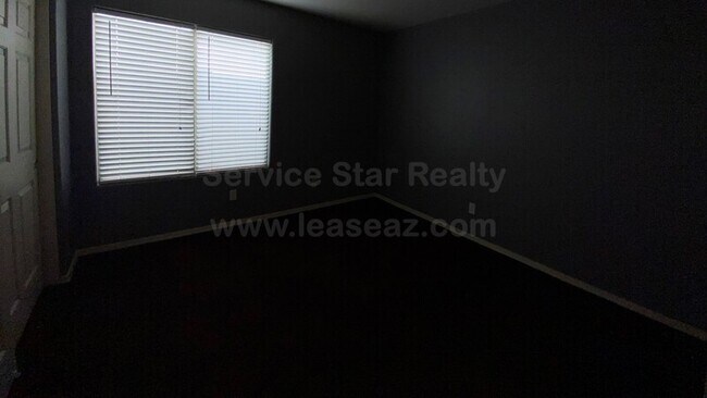 Building Photo - 3823 W White Canyon Rd