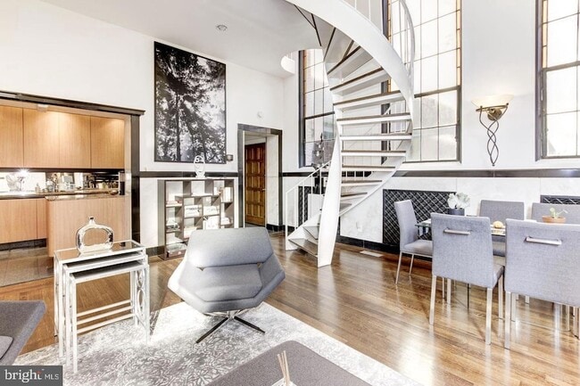 Building Photo - 1715 15th St NW