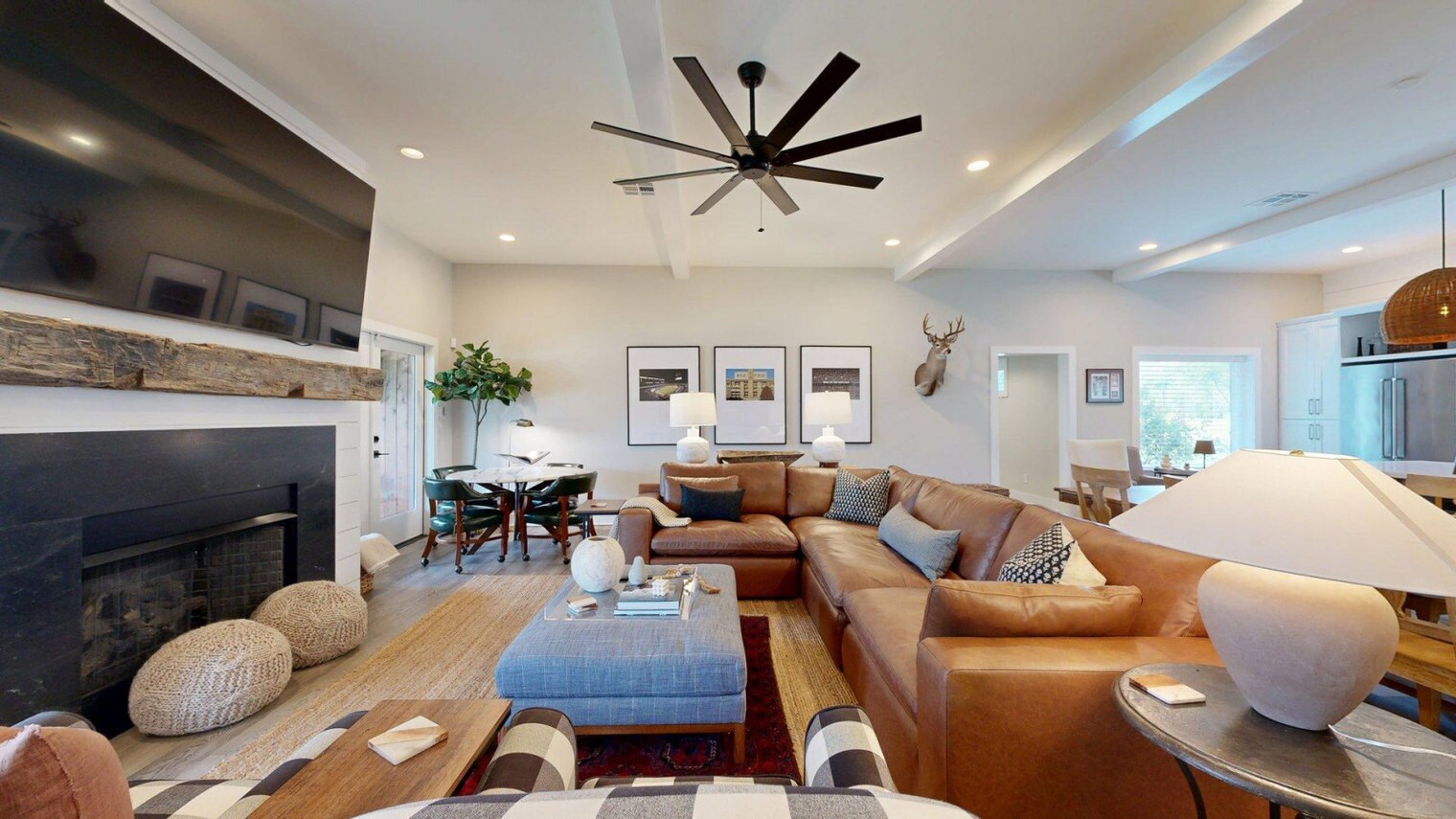 Building Photo - 805 Dexter Dr S