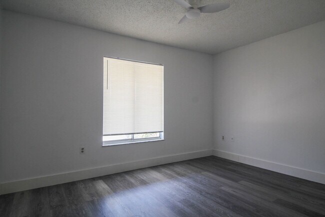 Building Photo - 7741 Danu Dr