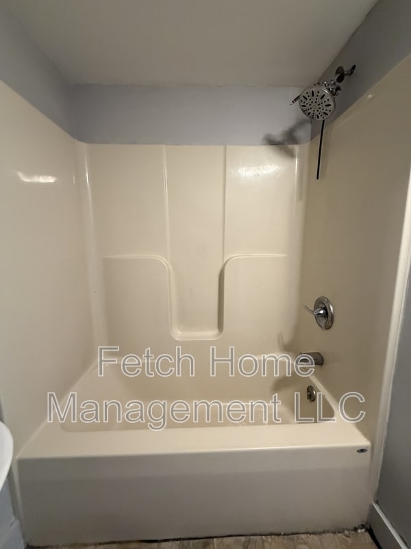 Building Photo - 238 W Mifflin St