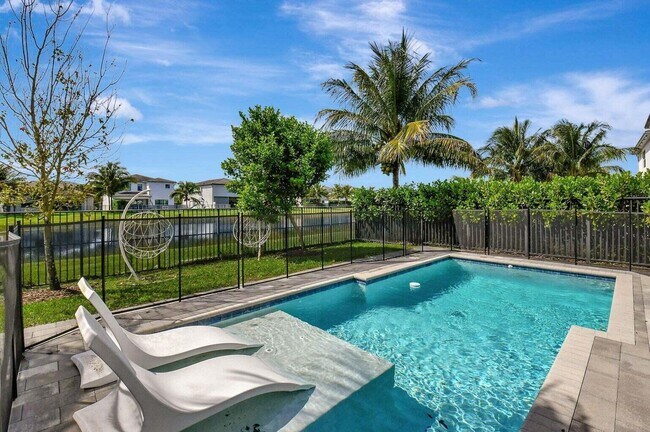 Building Photo - 17411 Sea Blossom Way