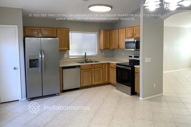 Building Photo - 3606 W Via Del Sol Dr