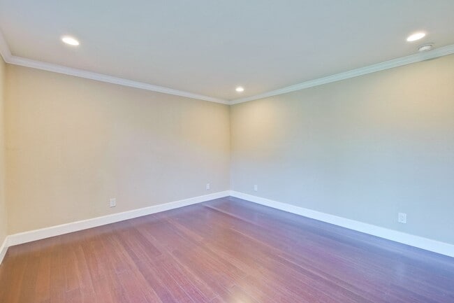 Building Photo - Wow! What a Great Home! Available Soon!