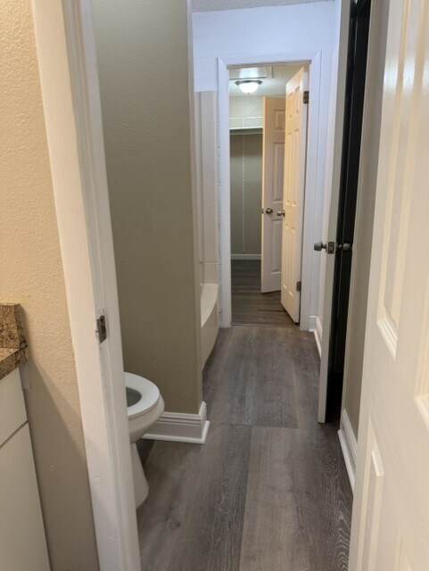 Building Photo - 3430 Sunrise Villas Ct N