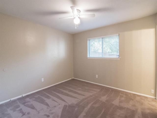 Building Photo - 12104 Bishop Dr