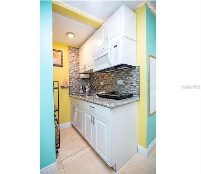 Building Photo - 111 Cuautla Way