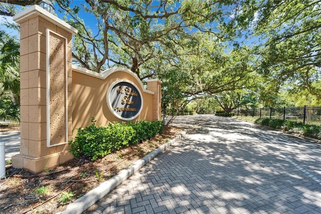 Building Photo - 10840 Lake St Charles Blvd