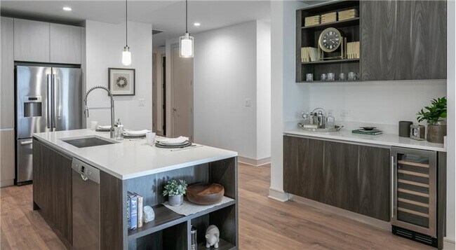 Building Photo - 3410 Yoakum Blvd