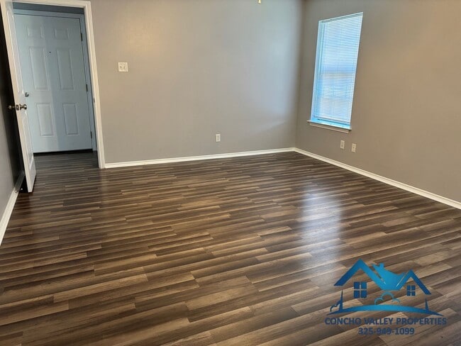 Building Photo - 2809 Ricks Dr