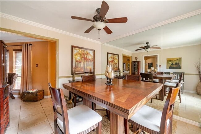 Building Photo - 2526 Creekway Cir
