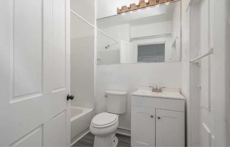 Building Photo - 500 W Wyoming Ave