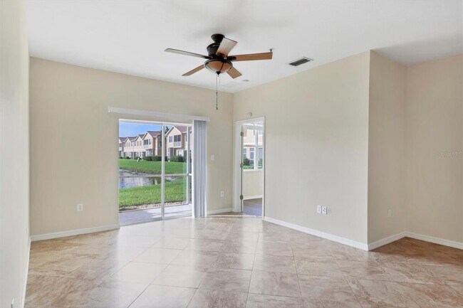 Building Photo - 3416 Parkridge Cir