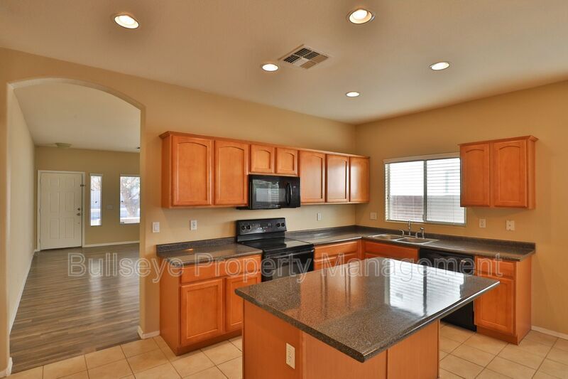 Building Photo - 44178 Venture Ln