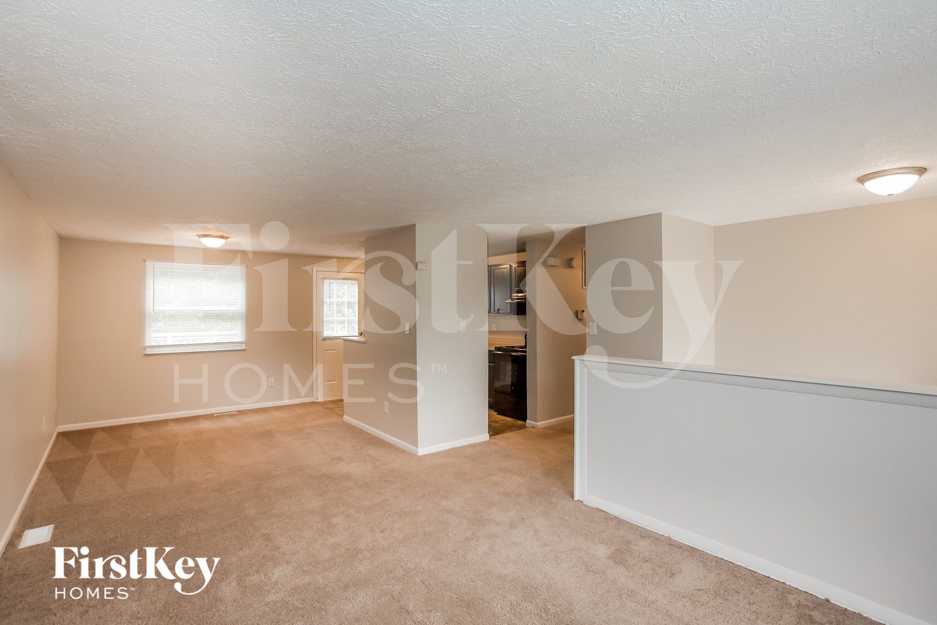 Building Photo - 5729 Ensenada Ave