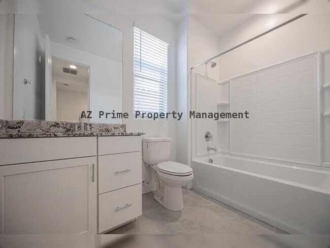 Building Photo - 4607 S 111th Dr