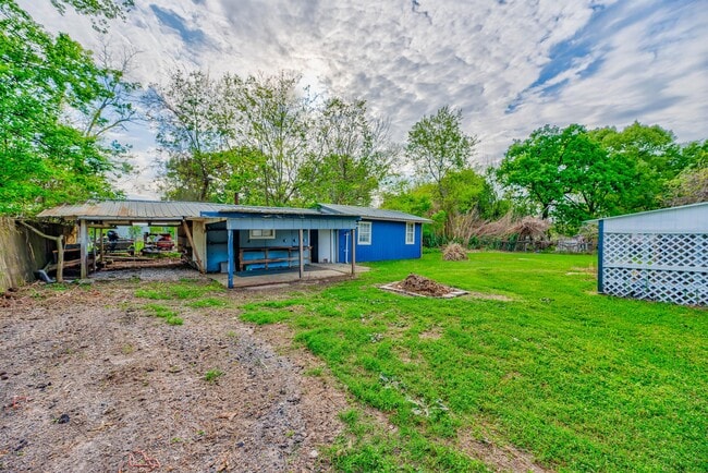 Building Photo - 2778 FM3277