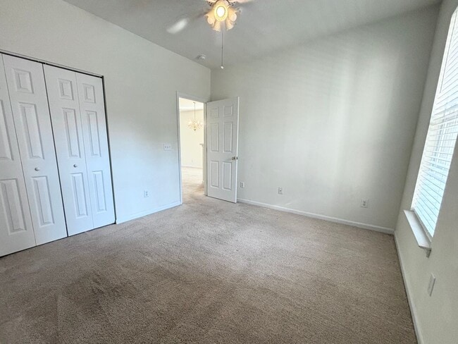 Building Photo - ***MOVE-IN SPECIAL*** $500 OFF OF YOUR FIRST MONTH'S RENT!!!