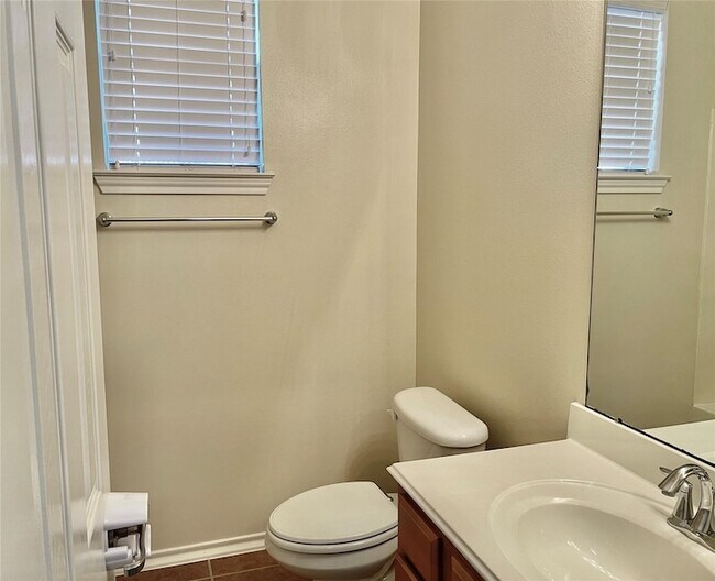 Building Photo - 17810 Serene Shore Dr
