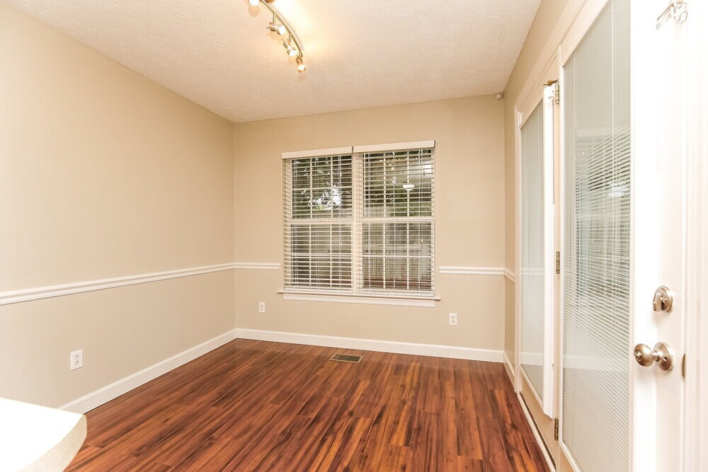 Building Photo - 1773 N Cove