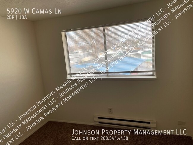 Building Photo - 5920 W Camas Ln