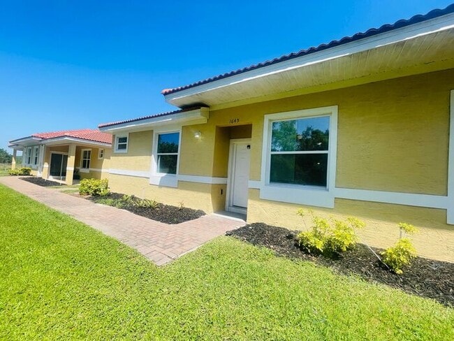 Primary Photo - Tuscany Preserve-1645 Cumin Dr Kissimmee F...