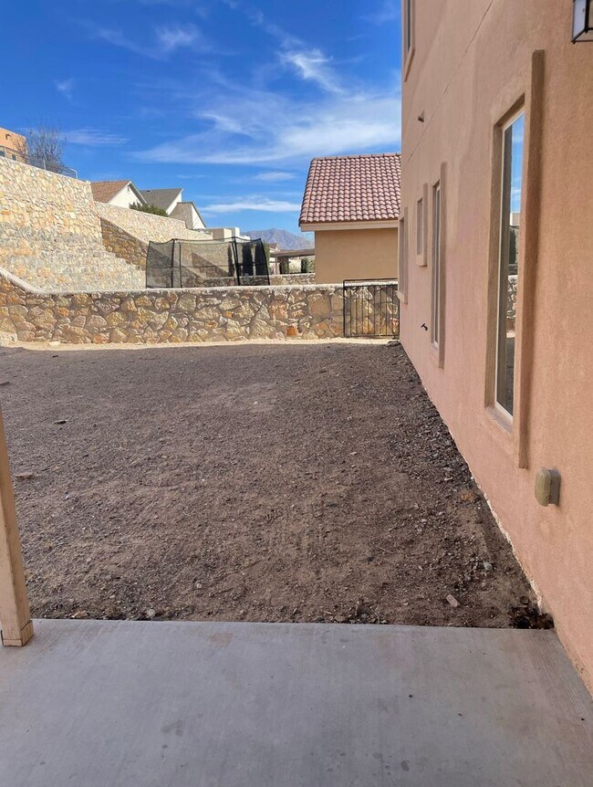 Building Photo - 3784 Ascencion Cir