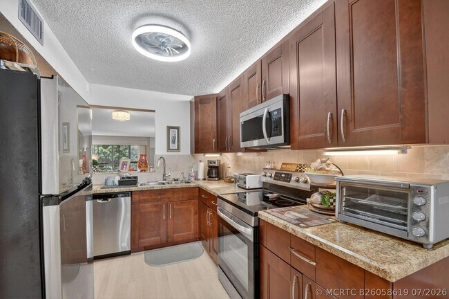Building Photo - 10173 Mangrove Dr