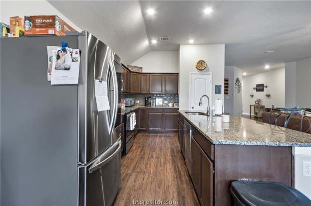 Building Photo - 1462 Kingsgate Dr